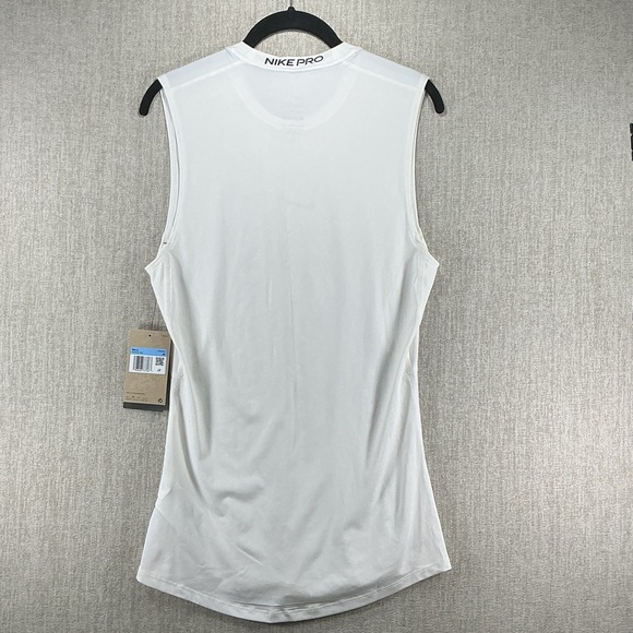 Nike Pro Men’s White Sleeveless Training Top Size Medium NWT - Picture 6 of 7